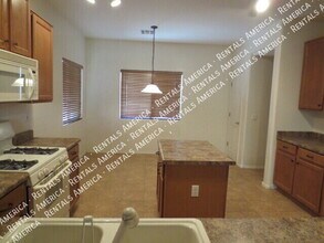 19407 E Canary Way in Queen Creek, AZ - Building Photo - Building Photo