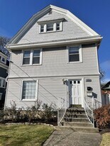 3559 Edwards Rd in Cincinnati, OH - Building Photo