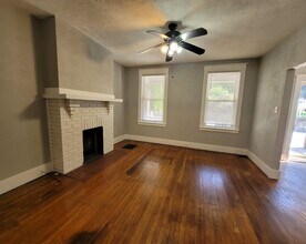 2407 Maple Ave in Pittsburgh, PA - Building Photo - Building Photo