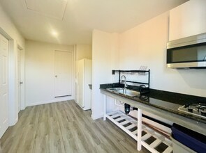 3544 Clayton Rd in San Jose, CA - Building Photo - Building Photo