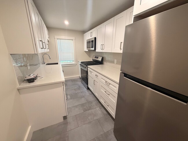 21 Gibson St, Unit 3