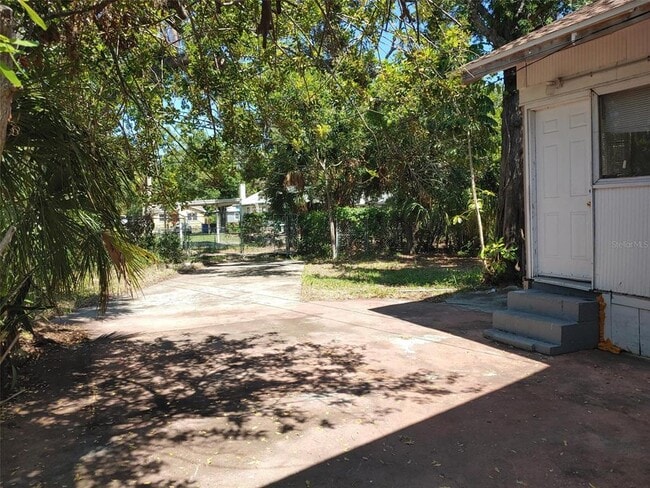 1924 30th St S in St. Petersburg, FL - Building Photo - Building Photo