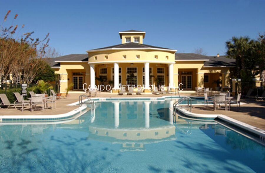 2668 Robert Trent Jones Dr in Orlando, FL - Building Photo