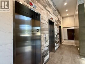 4900 Lennox Ln in Burnaby, BC - Building Photo - Building Photo