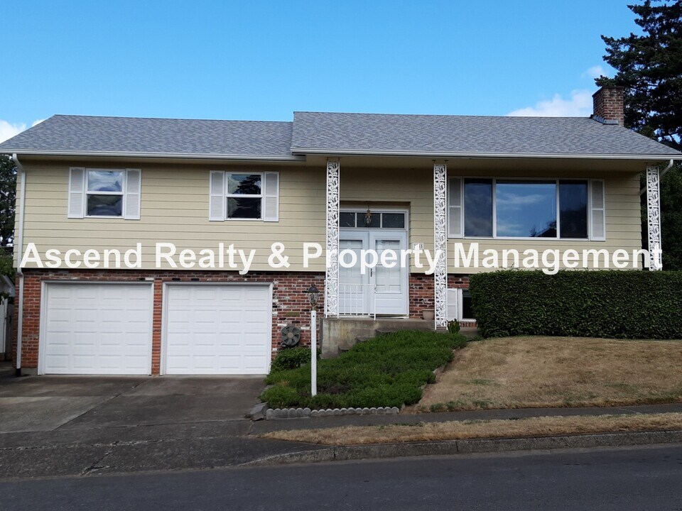 2945 SW 118th Ave in Beaverton, OR - Building Photo