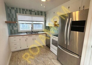 217 Oregon St in Gooding, ID - Building Photo - Building Photo