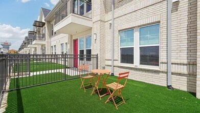 11233 American Elm Wy in Frisco, TX - Building Photo - Building Photo