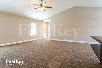 2043 Village Ridge Cir in Calera, AL - Building Photo - Building Photo