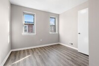 1425 S Vogdes St photo'