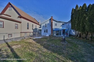 418 W Market St in Scranton, PA - Building Photo - Building Photo