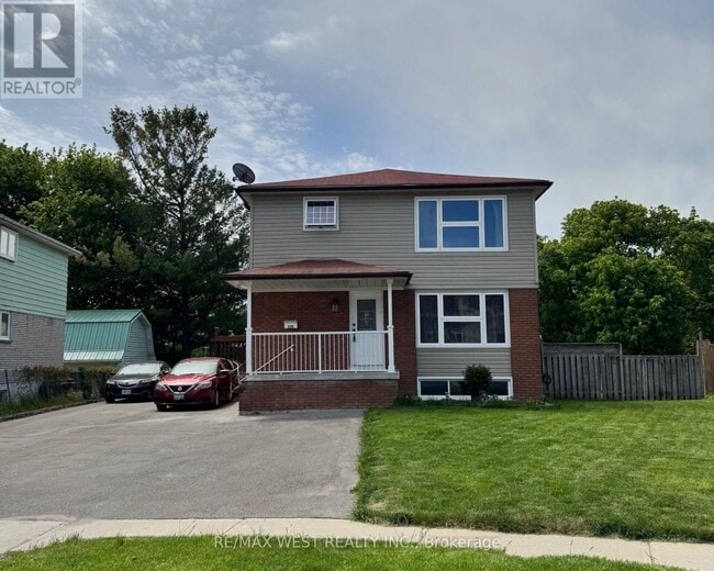 property at 516 Harris Ct