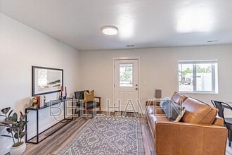 868 Golden Bear Ln in Idaho Falls, ID - Building Photo - Building Photo