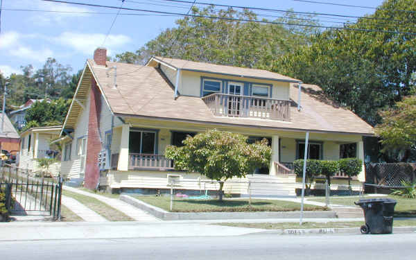 1859-1861 1/2 Echo Park Ave in Los Angeles, CA - Foto de edificio - Building Photo