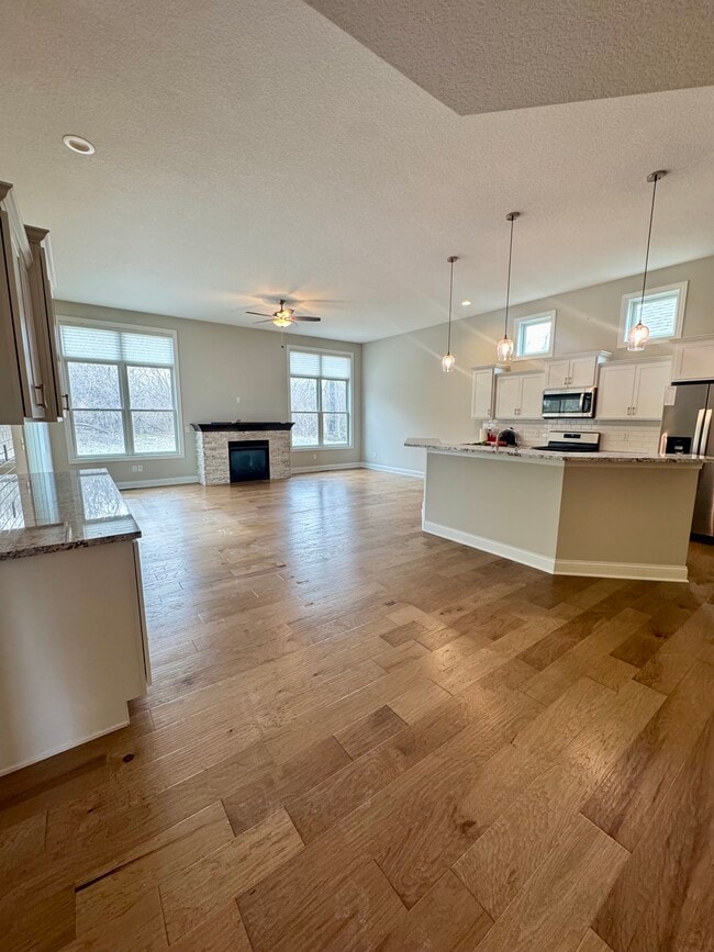 5058 Pandit Dr in Bettendorf, IA - Building Photo - Building Photo