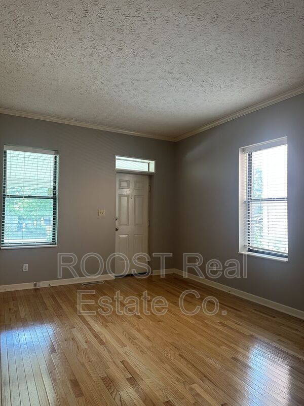 820 Summit St in Columbus, OH - Building Photo - Building Photo