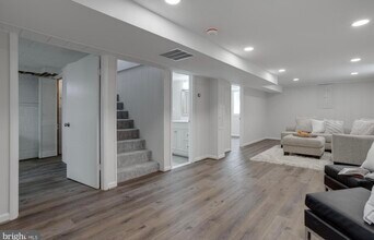 4113 Lamarre Dr in Fairfax, VA - Building Photo - Building Photo