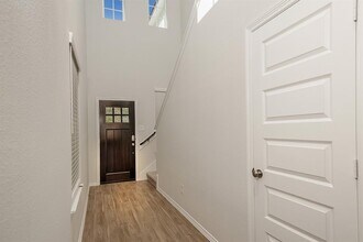 10714 Violet Bloom Dr in Tomball, TX - Building Photo - Building Photo