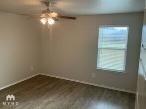3940 Asher Alley in Saint Hedwig, TX - Building Photo - Building Photo