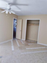 5530 Gatewood St photo'