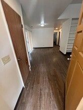 4346 W Douglas Ave in Visalia, CA - Building Photo - Building Photo