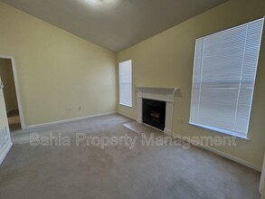 18019 Villa Creek Dr in Tampa, FL - Building Photo - Building Photo