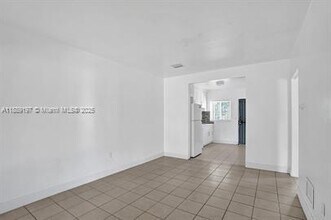 10428 NW 5th Ave in Miami, FL - Building Photo - Building Photo