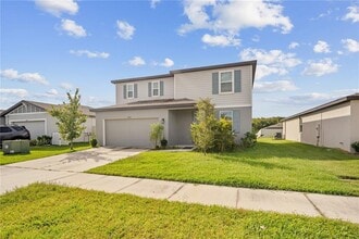 38614 Finn Clover Ln in Zephyrhills, FL - Building Photo - Building Photo