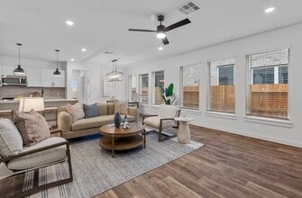 1770 Peach Creek Dr in Dayton, TX - Building Photo - Building Photo