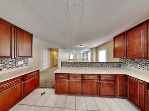 1256 Canterhurst St in Blacklick, OH - Building Photo - Building Photo