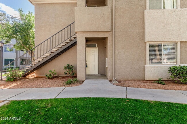property at 3830 E Lakewood Pkwy W