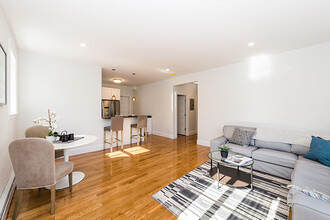 1802 Massachusetts Ave in Cambridge, MA - Building Photo - Building Photo