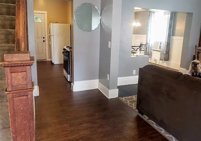 property at 231 N Elm St