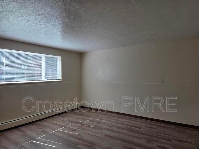 1012 N Van Buren Ave in Loveland, CO - Building Photo - Building Photo