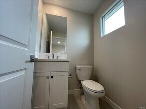 145 Denali in Lake Forest, CA - Building Photo - Building Photo