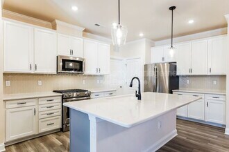 616 Mount Blanc Way in Cary, NC - Building Photo - Building Photo