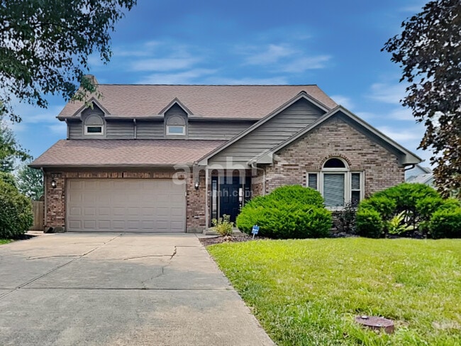 property at 121 Old Carriage Dr