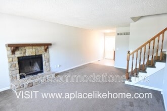 1725 W Spruce St in Olathe, KS - Building Photo - Building Photo