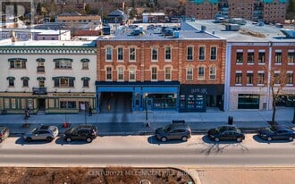 166 Broadway in Orangeville, ON - Building Photo