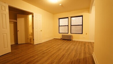 5417 Kenmore LLC in Chicago, IL - Foto de edificio - Interior Photo