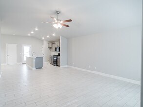 6100 NW Silas St in Bentonville, AR - Building Photo - Building Photo