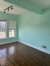 939 Meacham Ave in Linden, NJ - Building Photo - Building Photo