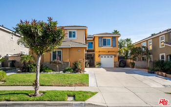 6827 Birmingham Pl in Rancho Cucamonga, CA - Building Photo - Building Photo