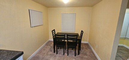 118 W Wilson Ave in Ridgecrest, CA - Building Photo - Building Photo