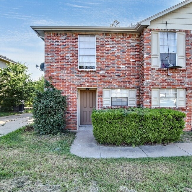 property at 3830 Coates Cir