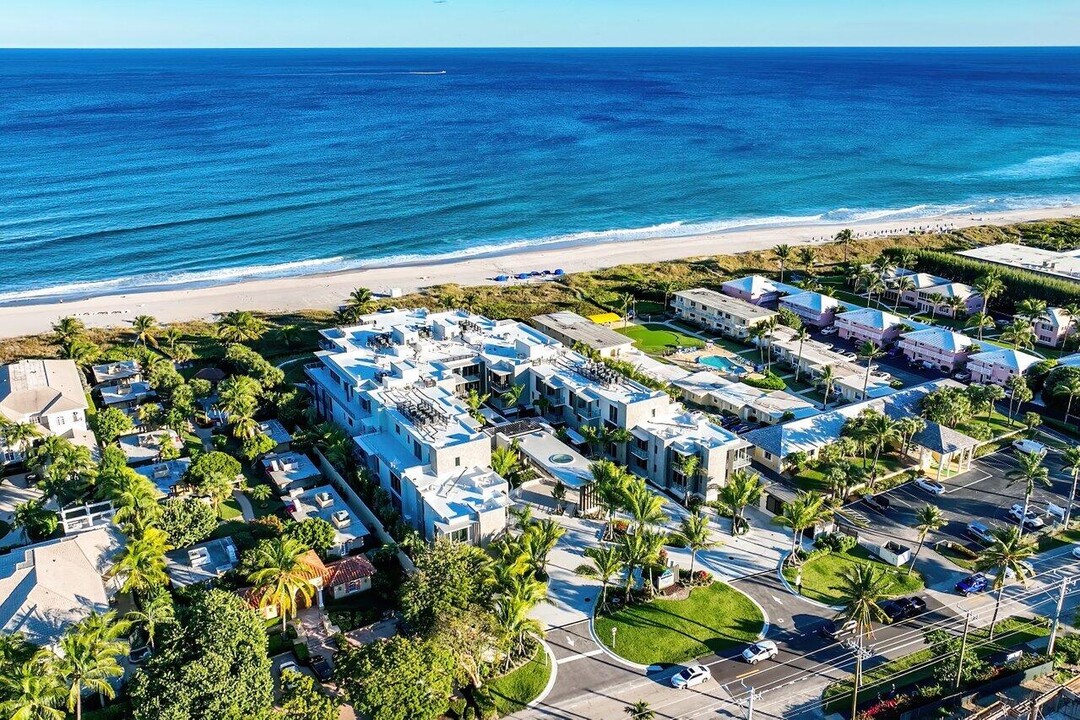 1901 S Ocean Blvd in Delray Beach, FL - Foto de edificio