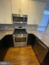 1105 Mt Vernon St in Philadelphia, PA - Building Photo - Building Photo