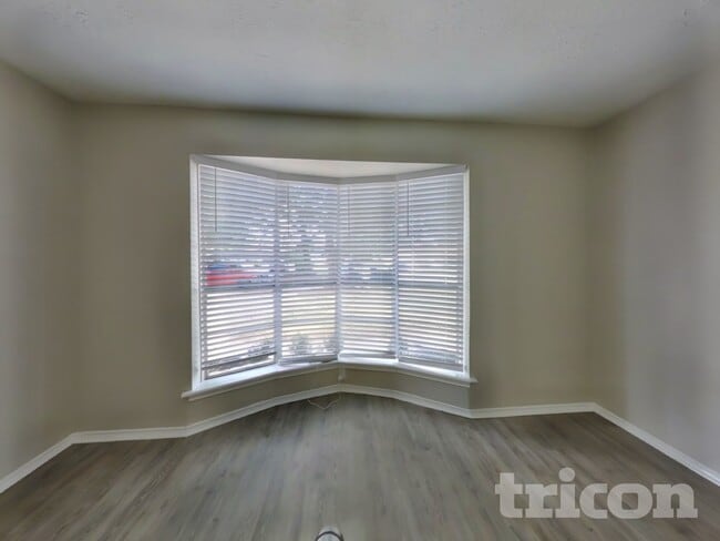 7118 Foxway Ln in Humble, TX - Building Photo - Building Photo