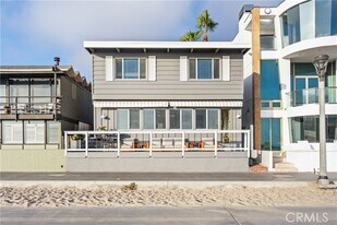 416 The Strand in Manhattan Beach, CA - Building Photo