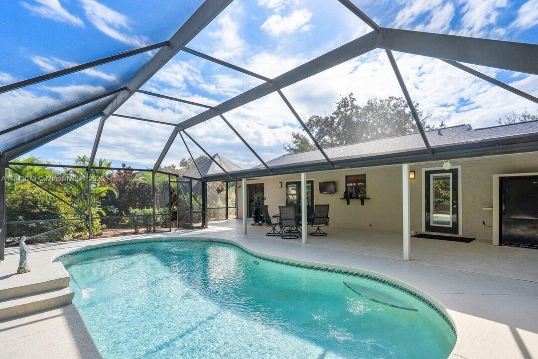 11613 42nd Rd N in West Palm Beach, FL - Building Photo