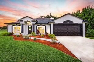 1300 SE 5th Terrace in Cape Coral, FL - Building Photo